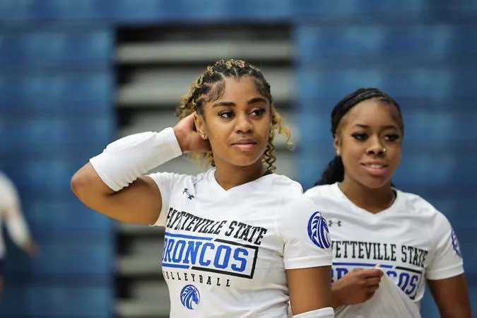Broncos Volleyball Fall in 4-Set Match to Charleston (WV)