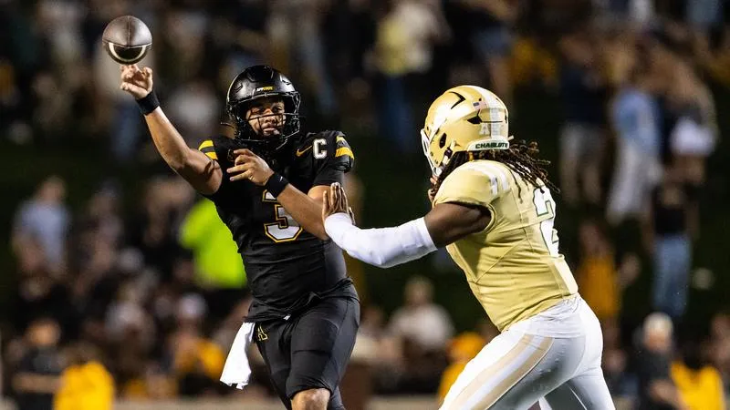 Singleton Named Sun Belt Football's Offensive Player of the Week