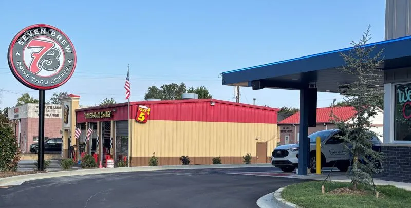 7 Brew coffee shop opens at site of former Kelsey's restaurant on Spartanburg Highway