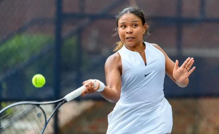 Rakotoarilala Makes ITA All-American Debut for Women's Tennis