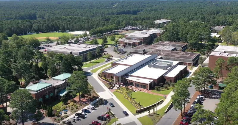 College Access Program Expands Eligibility