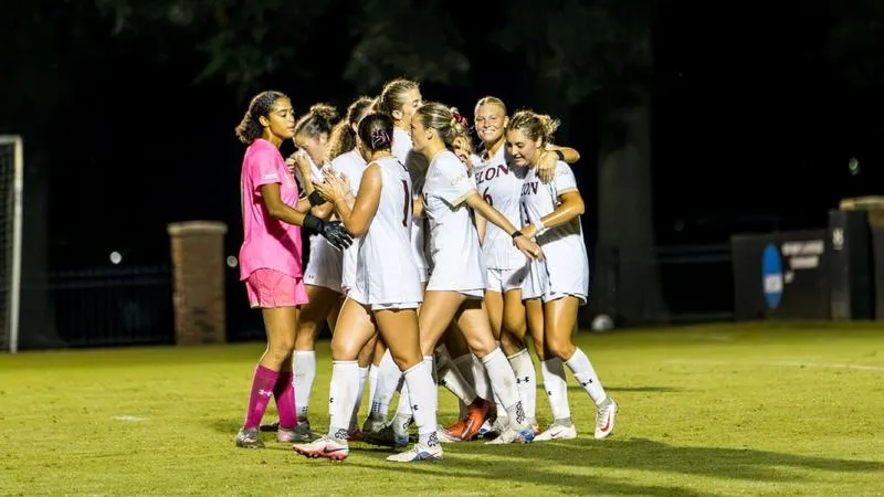 Elon Closes Four-Match Homestand