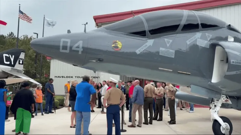 15th TAV-8B Harrier built lands in Havelock for permanent display