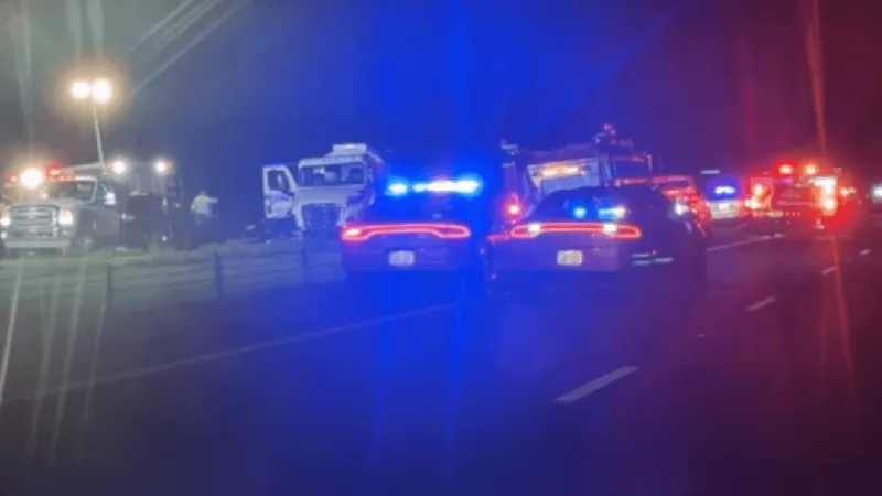 Wrong-way driver dies in I-40 crash involving two tractor trailers