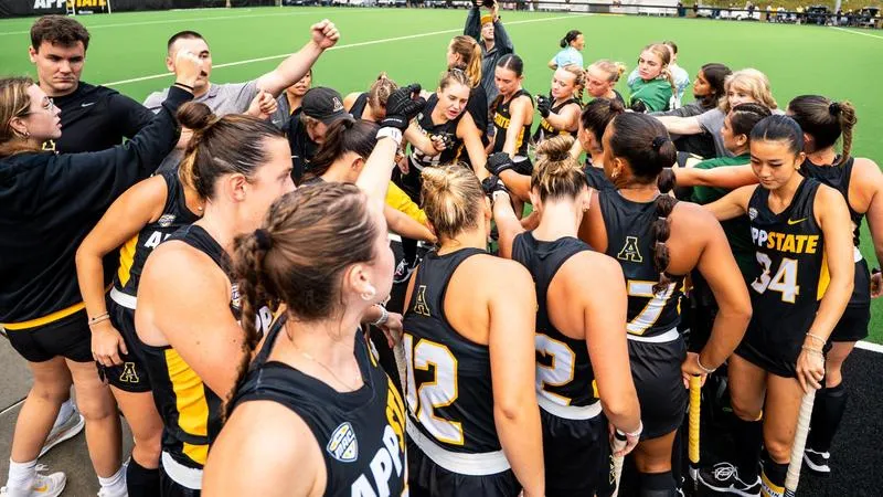 Field Hockey Resumes MAC Play in Ohio Against Bobcats, No. 16 Redhawks