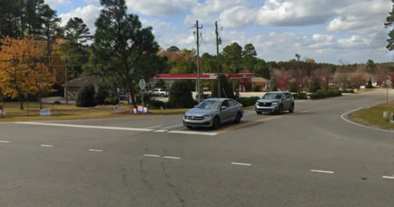 Carthage Neighborhood Seeking New Entrance, Traffic Light