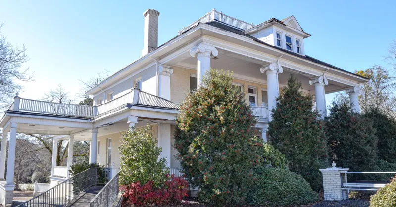 Carthage Town Hall Project Faces Crossroads