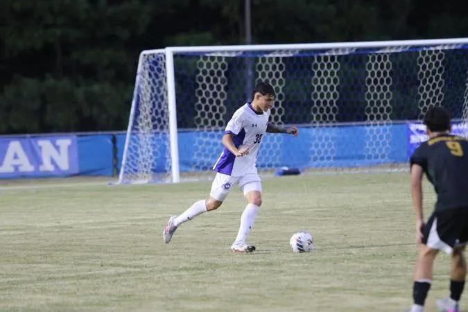Back-to-Back First Half Goals Lift Hawks to 2-1 Conference Win Over King