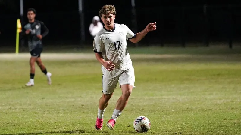 Bulldogs and Trojans play to 2-2 draw Saturday night