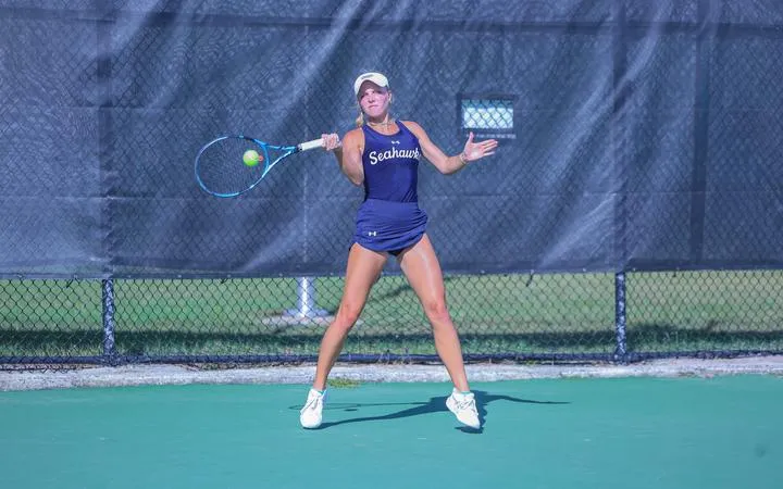 Catino Reaches Finals in Fall Debut