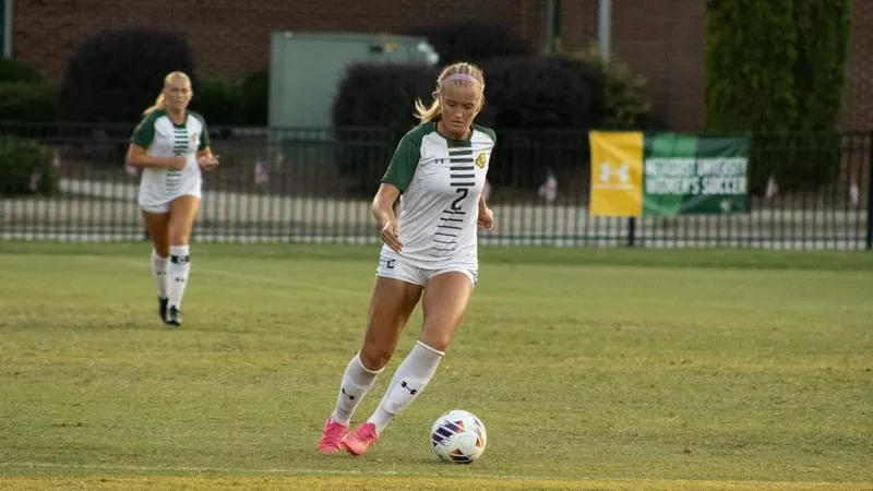 Methodist Breaks Through Late to Top Johnson & Wales
