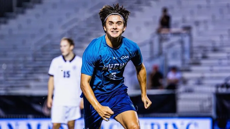 Men's Soccer Stays Undefeated in CAA Play