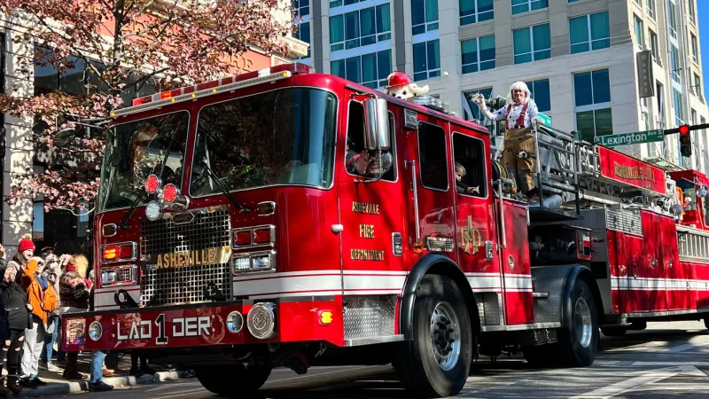Deadline nears for 80th annual Asheville Holiday Parade entry applications