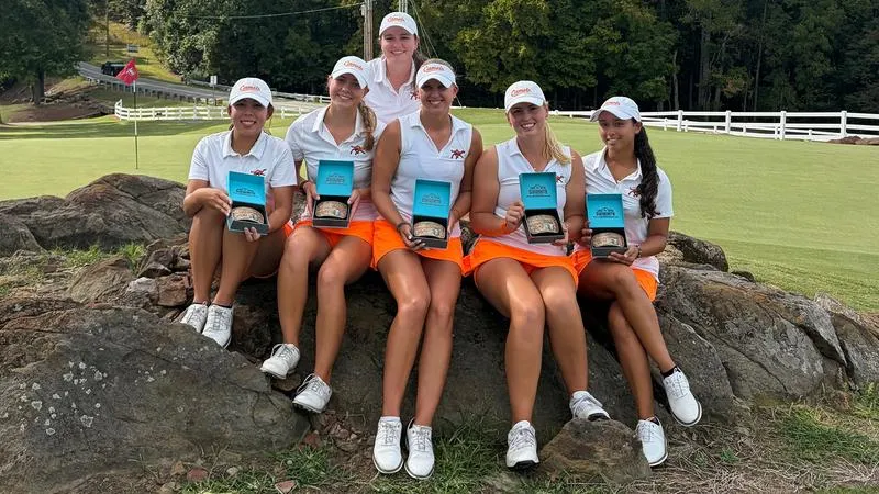 Camels, Gronlund win at Tot Hill Farm