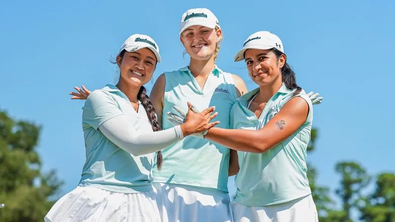 Women's Golf Finishes Third at Tot Hill Farm