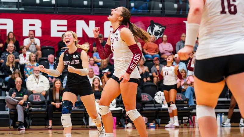 Lenoir-Rhyne falls in five set battle with SAC leader Anderson