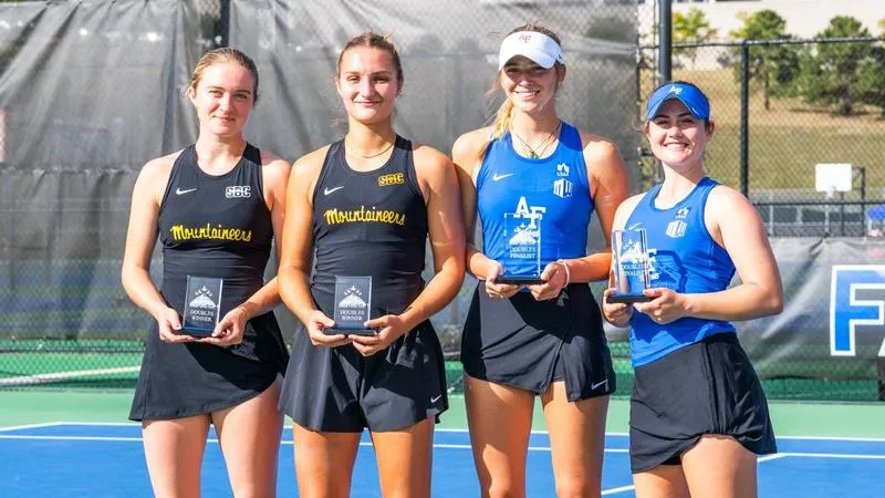 Bazemore, Romanichen Capture Blue Flight Doubles Title at Bedford Cup