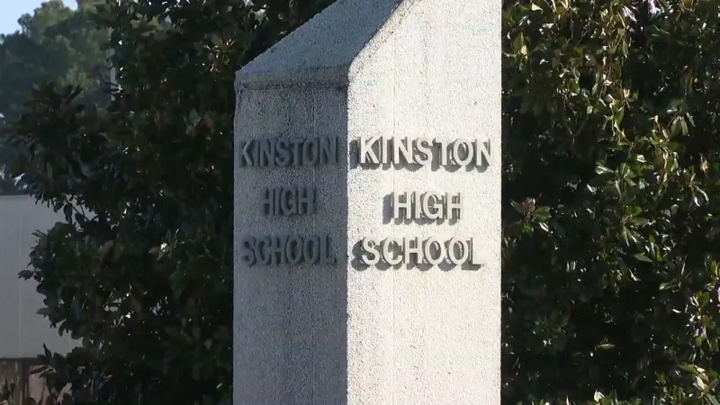 Eight students involved in brief hallway fight at Kinston High School