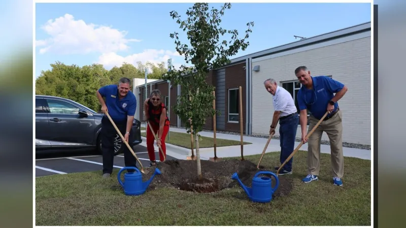 Onslow County celebrates renovated Enrichment Center with open house, tree planting