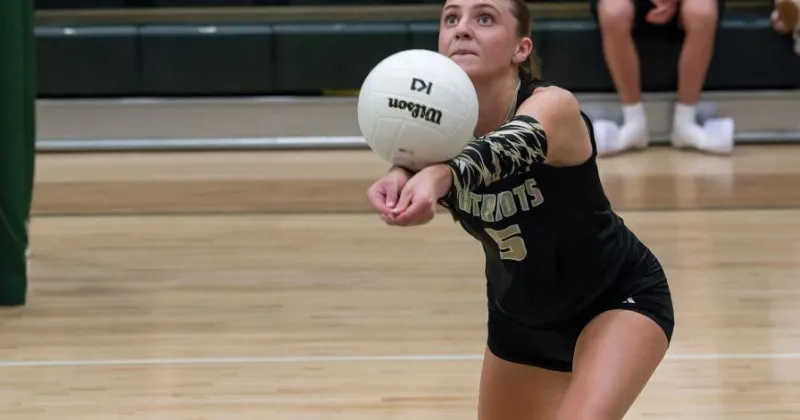 Roundup: Patriots Earn Road Win at Overhills