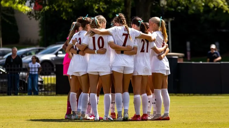 Elon, UNCW Clash For First Place