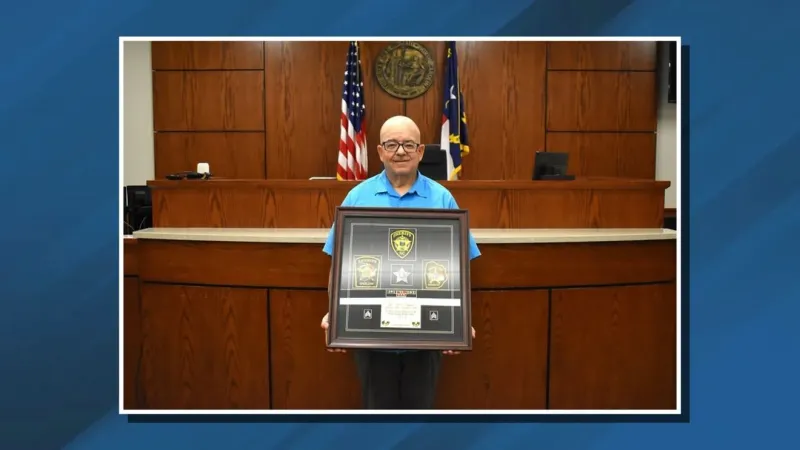 Onslow County sheriff's sergeant retires after 30 years of service