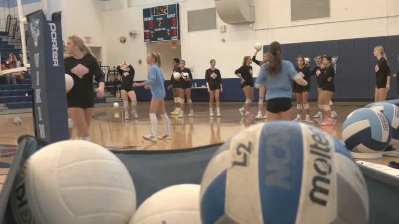 Hoggard volleyball defeats New Hanover, stays perfect in conference play