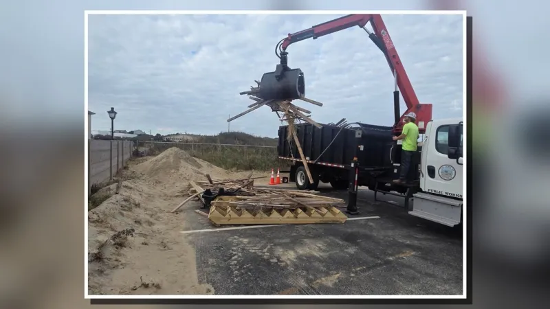 Kitty Hawk crews clean beach debris after nor'easter