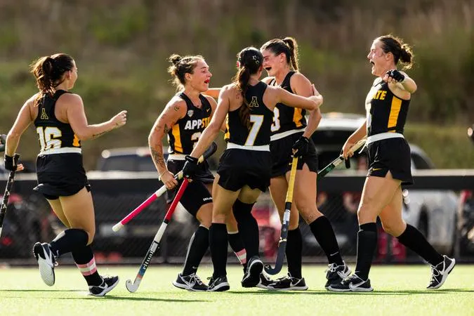 Anderson's 13-Save Clean Sheet Powers Field Hockey Past Ball State, 2-0