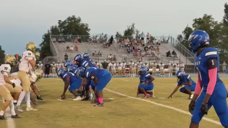 East Bladen football holds off North Duplin for 40-35 win