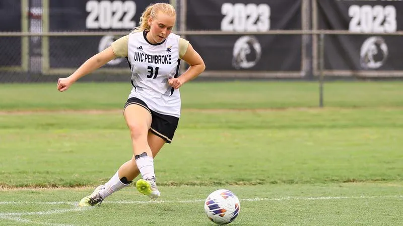 Soccer Holds Off Erskine For 2-1 Road Win