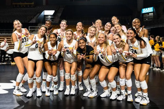 Mountaineers Pluck Chanticleers in Five-Set Thriller