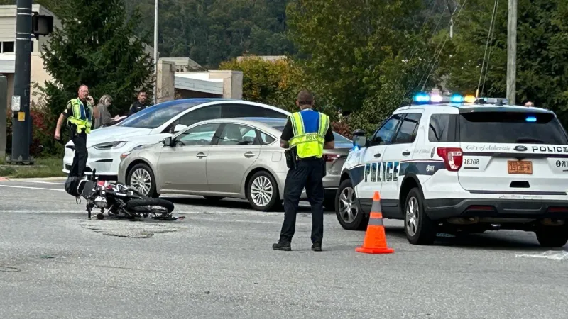 Motorcyclist seriously injured in Long Shoals Road wreck