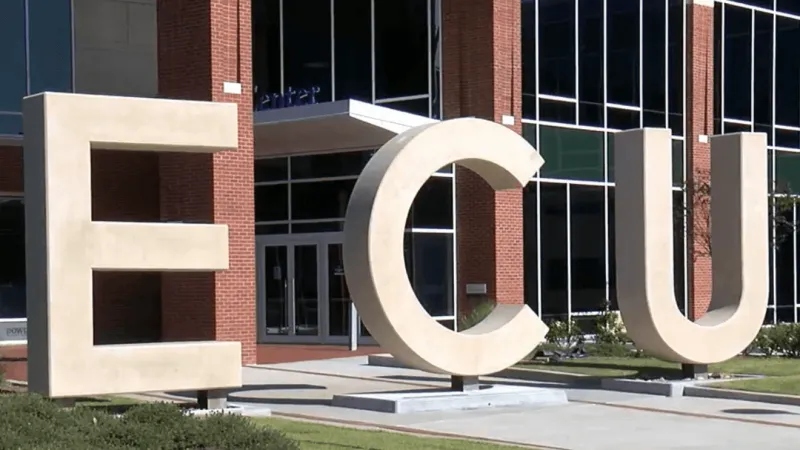 PharmaFest connects ECU students to pharma jobs as NC life sciences hiring expands