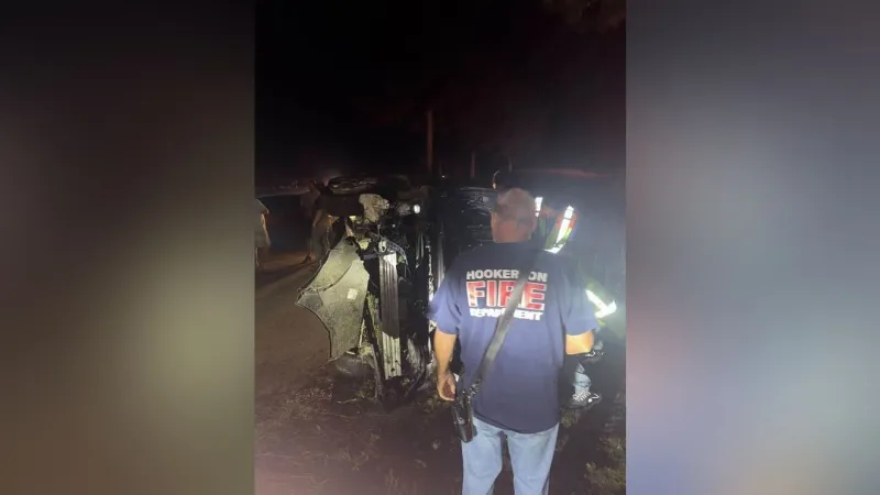 Driver extricated with minor injuries after crash on Highway 58 in Greene County