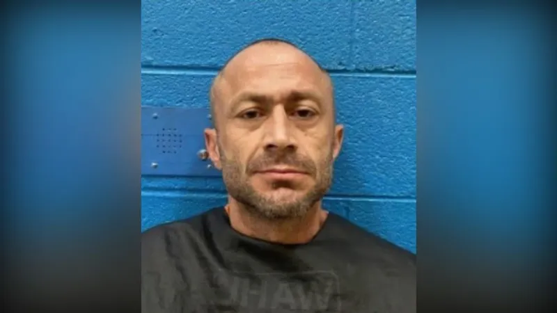 Marion man arrested, accused of home and vehicle break-ins