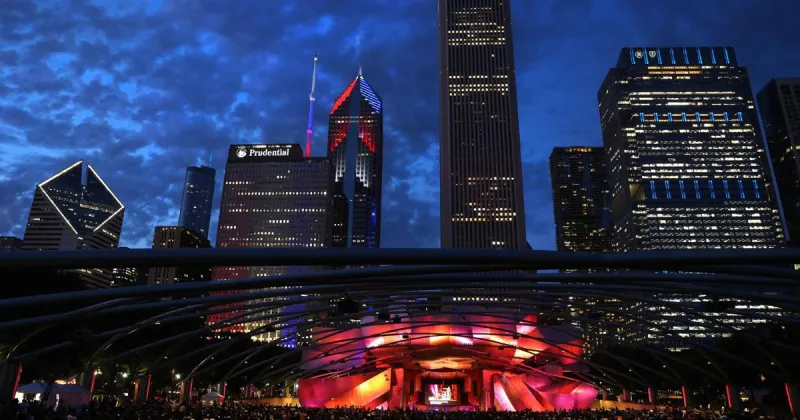 Conde Nast Traveler readers name Chicago 'Best Big City' for 10th year in a row