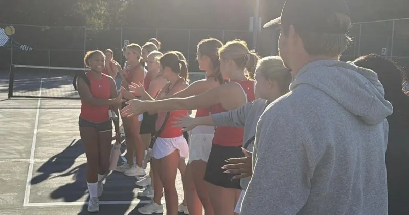 'So welcoming': Page girls tennis builds sisterhood by embracing each member