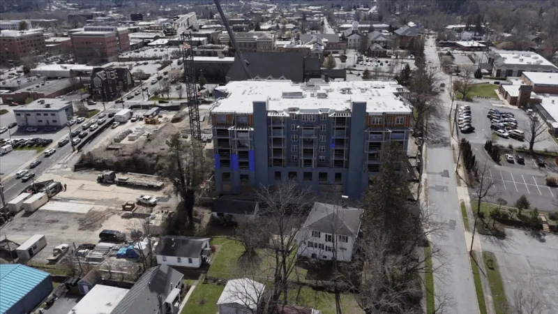 Buyers can't block $36M sale of failed Hendersonville luxury condo project, judge rules