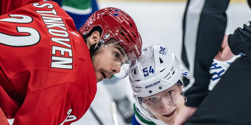 Stankoven's first career hat trick fuels Hurricanes' 7-2 romp over Canucks
