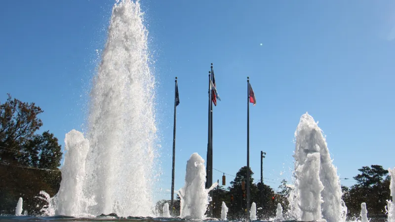 Wreath to be placed at Jacksonville's Freedom Fountain for Capt. Garrett Pearson