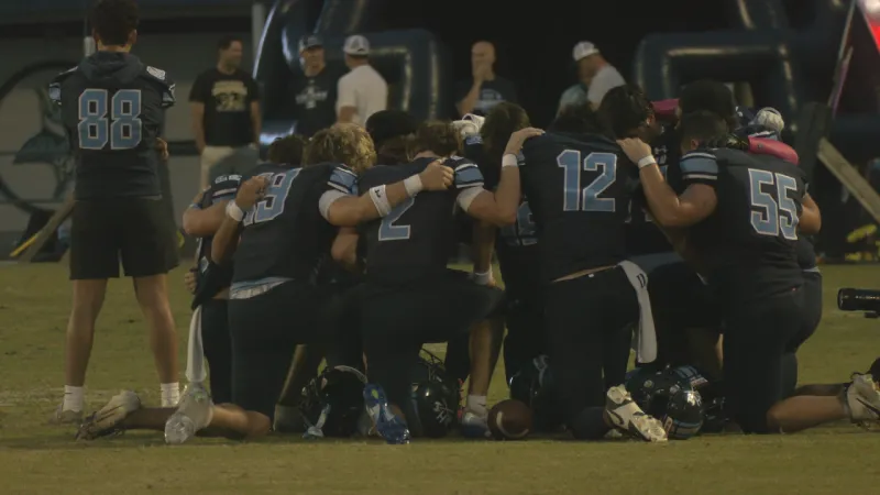 Hoggard football defeats Topsail 40-7, remains undefeated in conference play