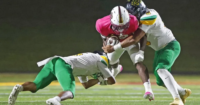 West Iredell High School football hangs on to hand Hickory first conference loss since 2022