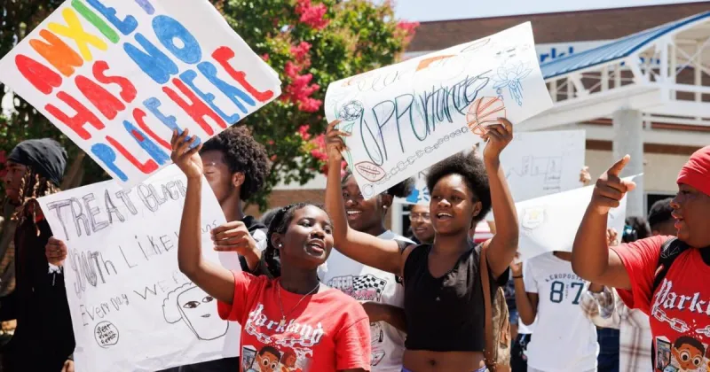 Robin Adams Cheeley: Do teen curfews hinder independence?