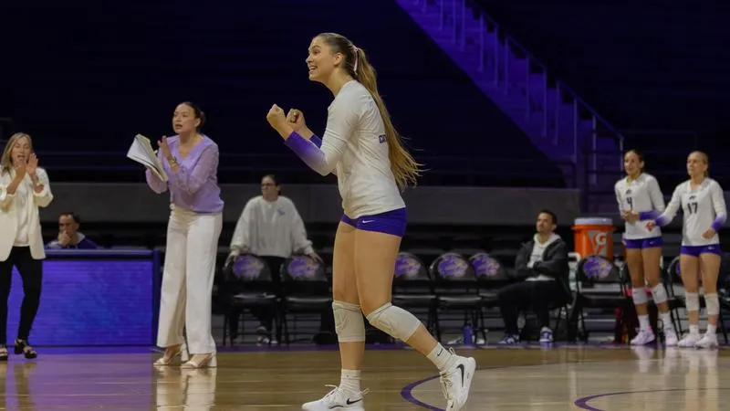 Cobb, Kranzler Propel Catamounts to Four-Set Victory