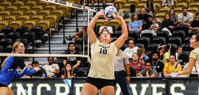 Volleyball Dominates Ferrum In Conference Sweep
