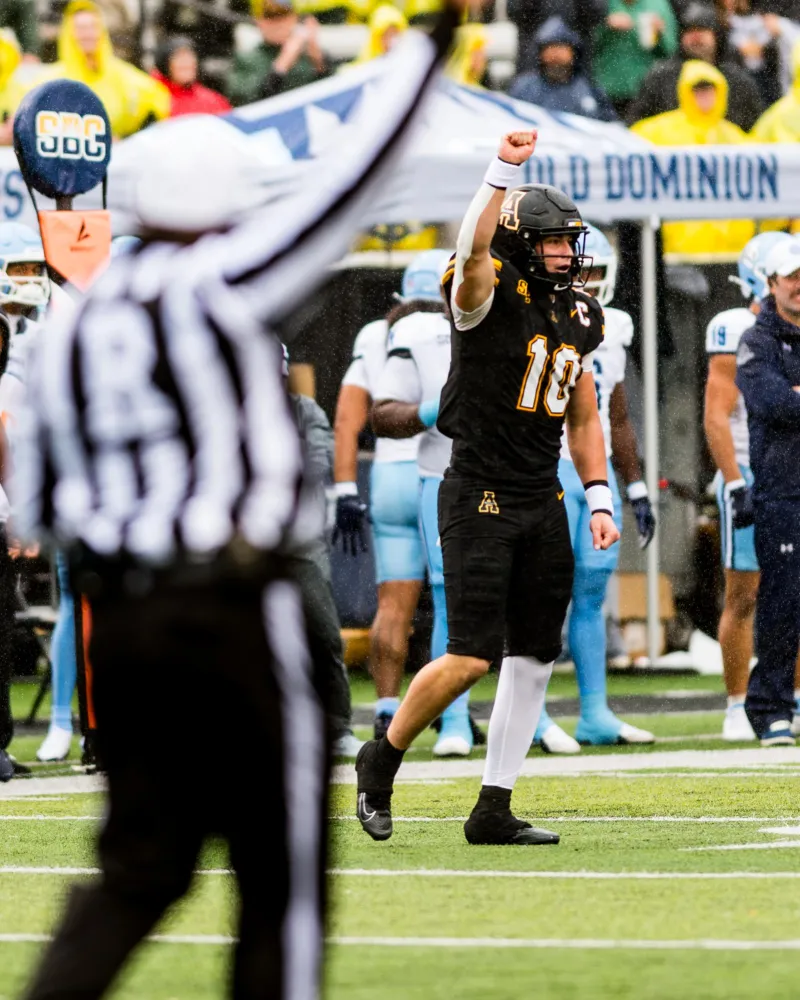 Not so happy homecoming for the Mountaineers