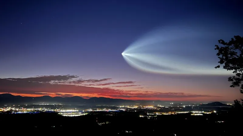PHOTOS: SpaceX Falcon 9 launch lights up western North Carolina sky
