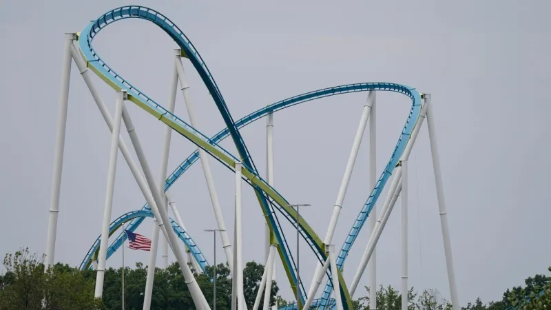 Carowinds shuts down 2 roller coasters after fatal Six Flags Over Georgia accident