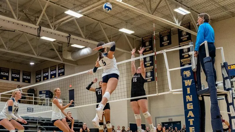 Catawba prevails at Wingate Tuesday night